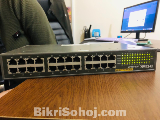 D-Link DES-1024D 24-Port Rackmount Switch